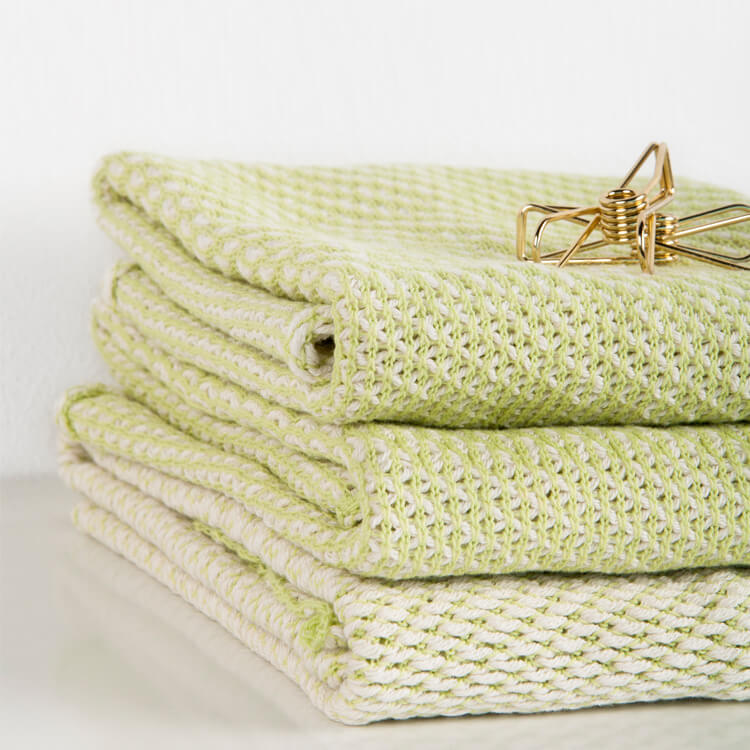 High quality knitted cotton towel